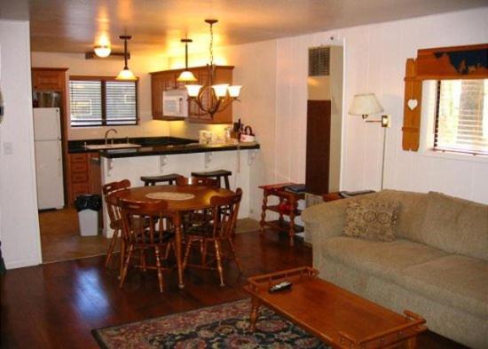 Birch Creek #8 - 2Br/1.5Ba Villa June Lake Exterior photo